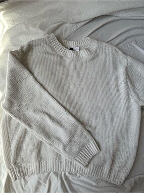 H&M White Crew Neck Knit Sweater